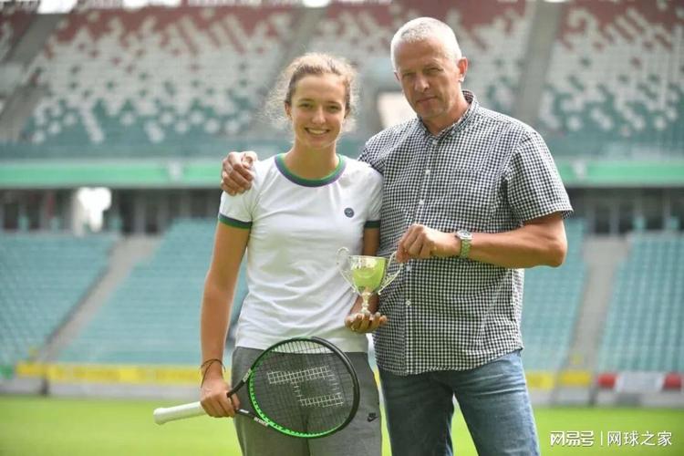 J-马丁内斯：米兰的快速反击非常出色，我非常渴望晋级意杯决赛.